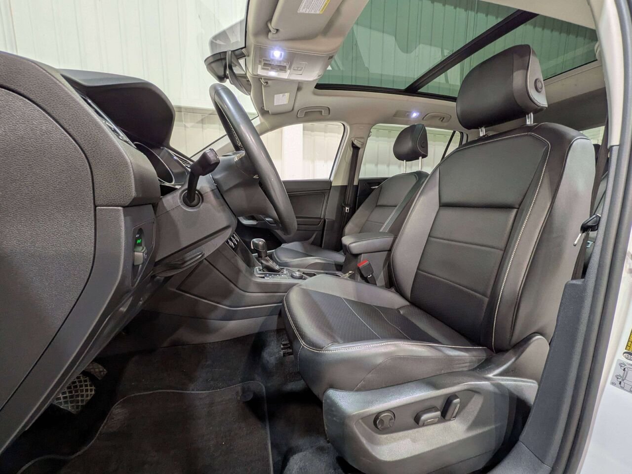 2021 Volkswagen Tiguan Comfortline 4MOTION White Val-David - photo #1