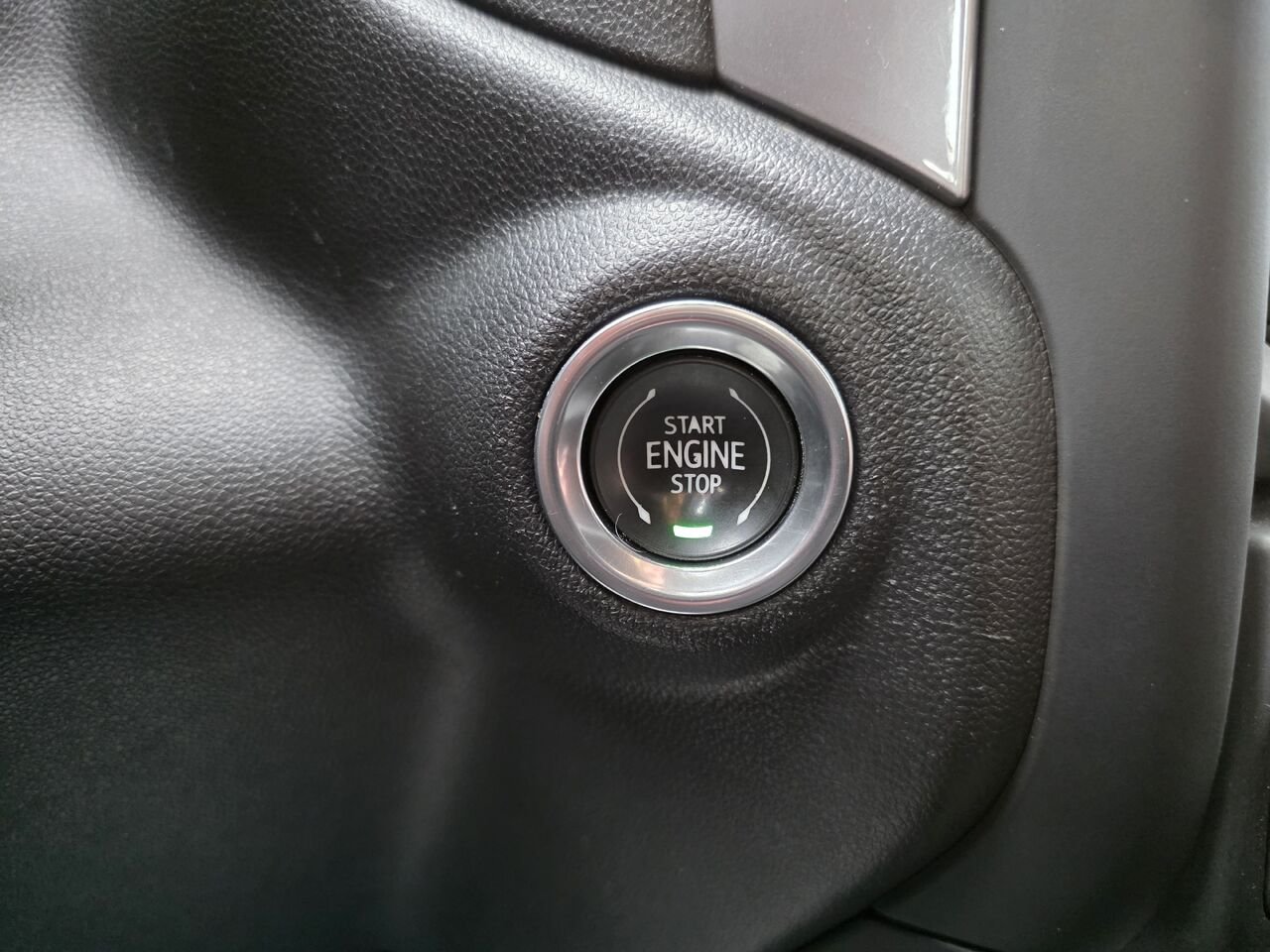 2022 Chevrolet Silverado 1500 Custom 4X4 White Mont-Laurier - photo #25