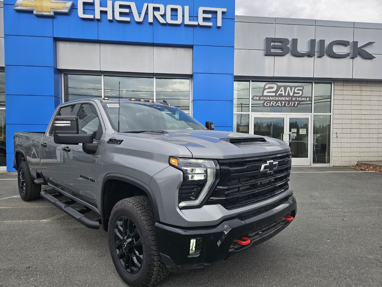 2026 Chevrolet Silverado 2500HD LT cabine multiplace 4RM 172 po Black Thetford Mines - photo #1