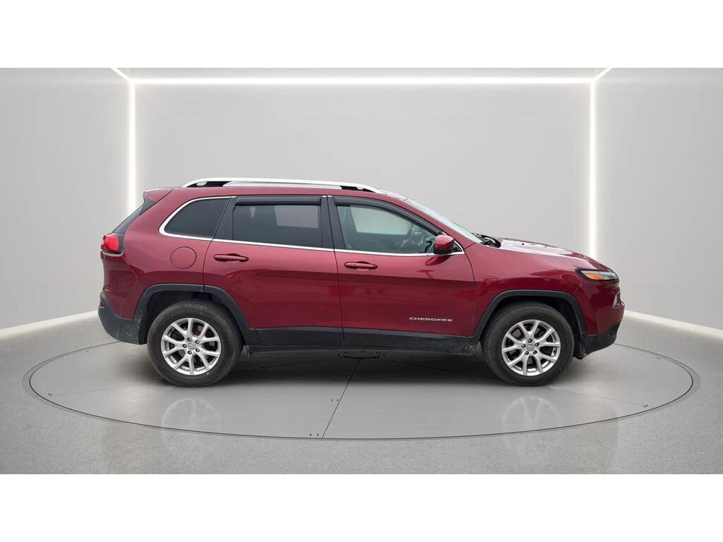 2016 Jeep Cherokee 4WD 4dr North Red Gatineau - photo #5