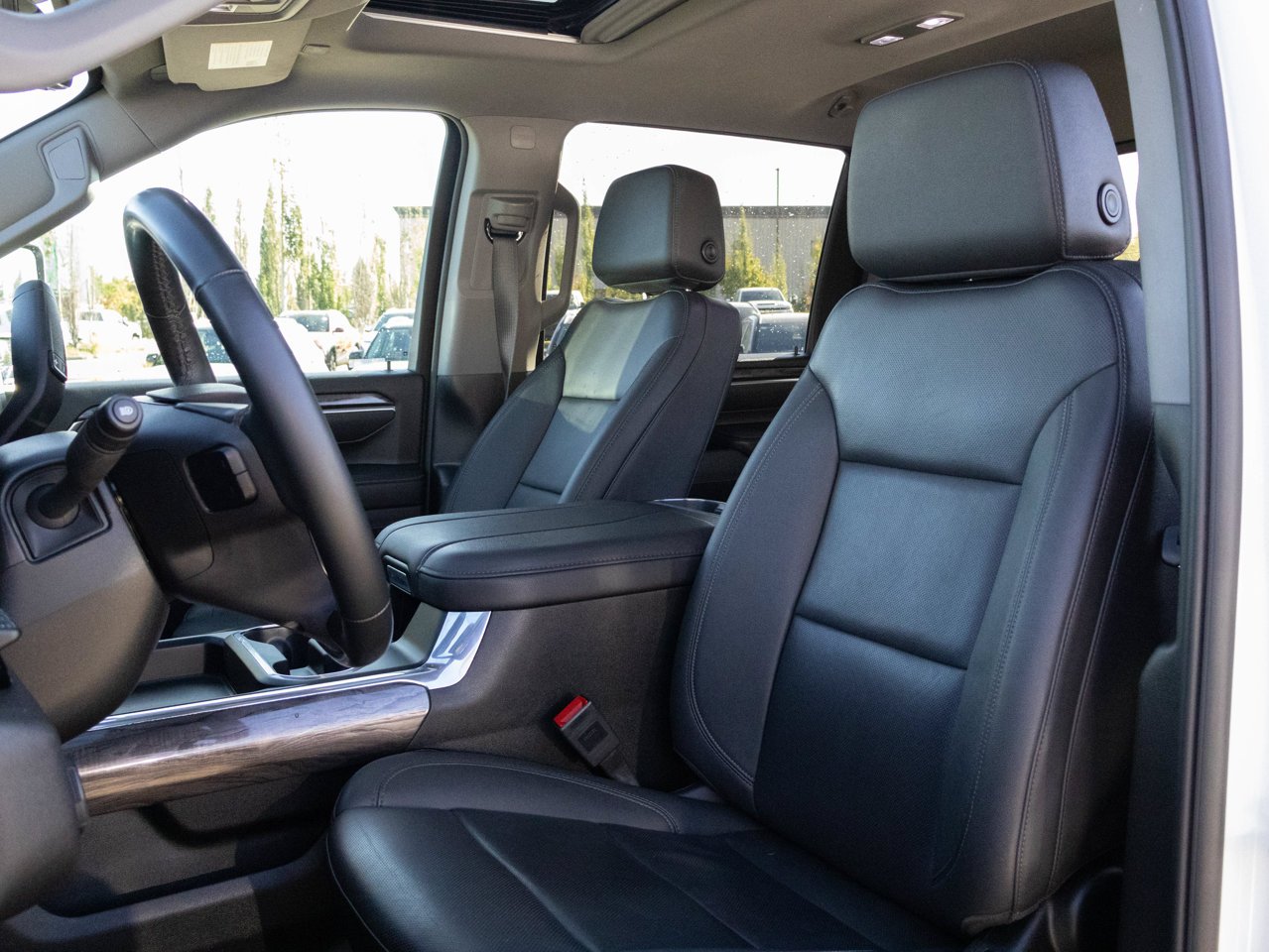 2025 Chevrolet Silverado 3500HD 4WD Crew Cab 159 LTZ White Sherwood Park - photo #15
