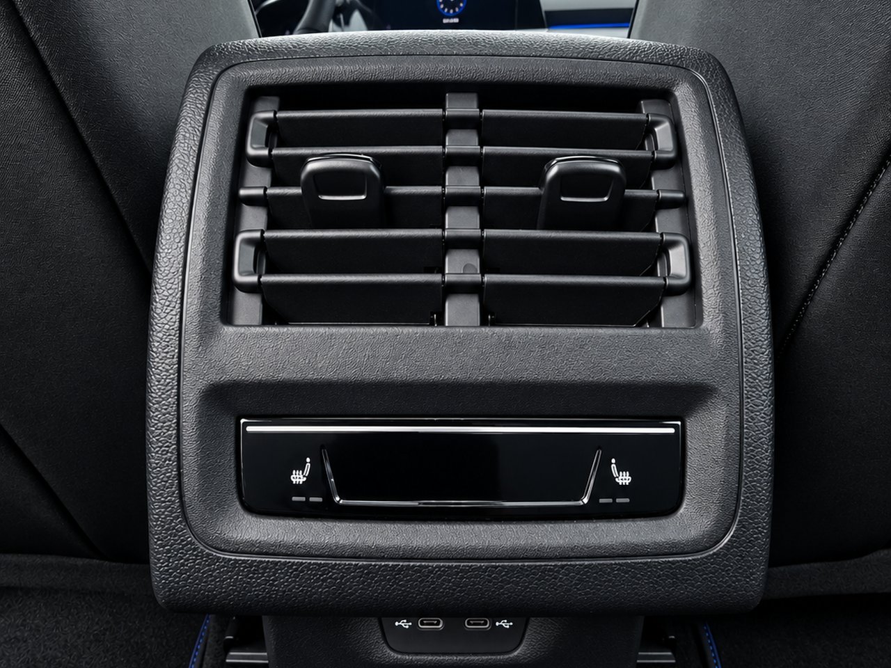 2024 Volkswagen Golf R White Granby - photo #23