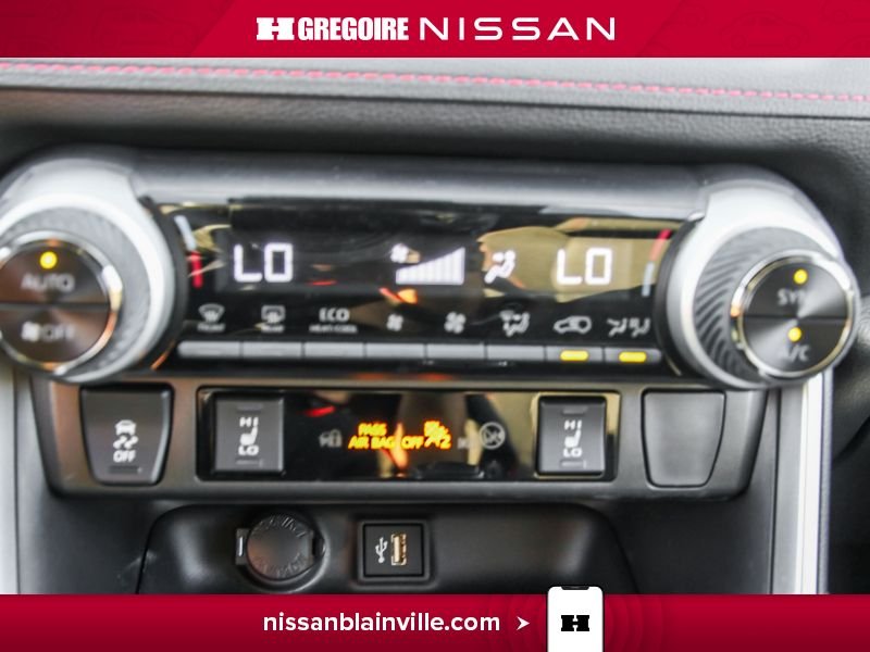 Toyota RAV4 Plug-In Hybrid 2025 Argent Saint-Eustache - photo #19