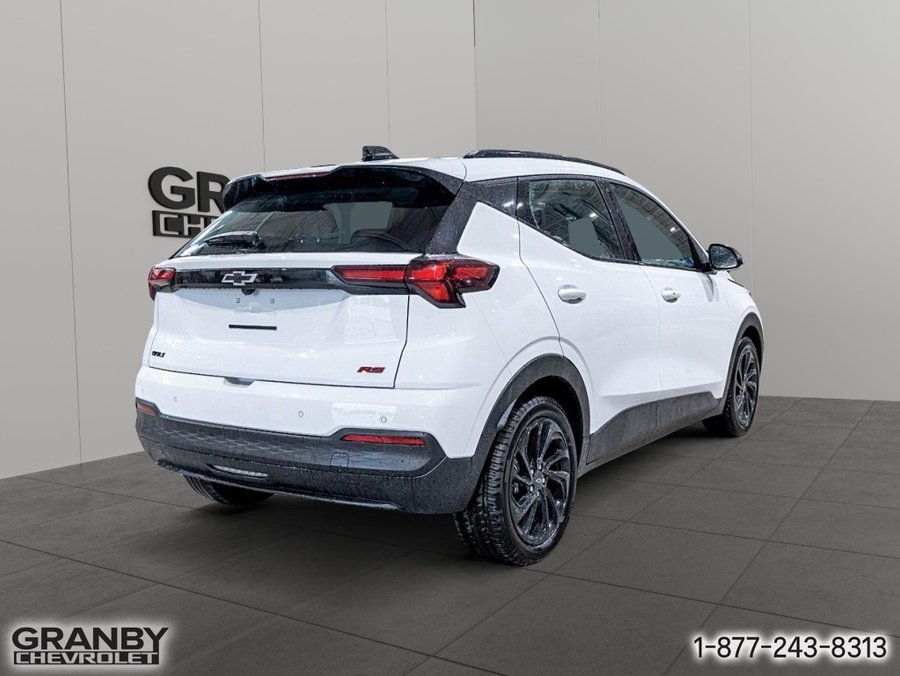 2027 CHEVROLET Bolt 2027 SUMMIT WHITE
