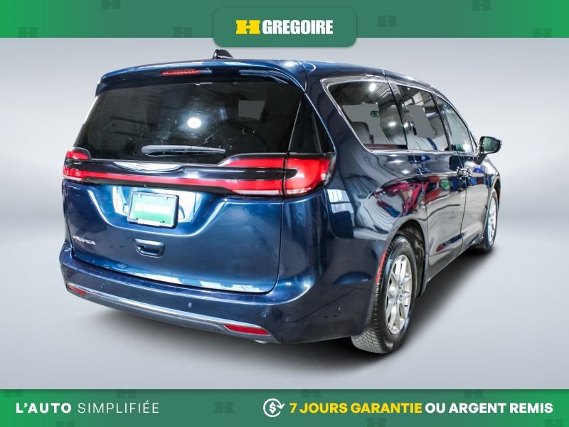 2024 Chrysler Pacifica Blue Laval - photo #8