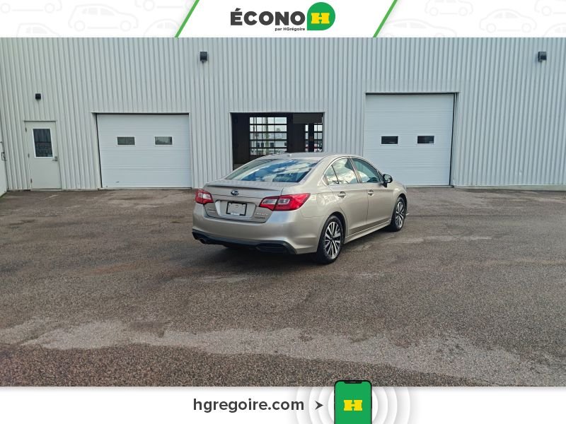 Subaru Legacy 2018 Beige Laval - photo #7