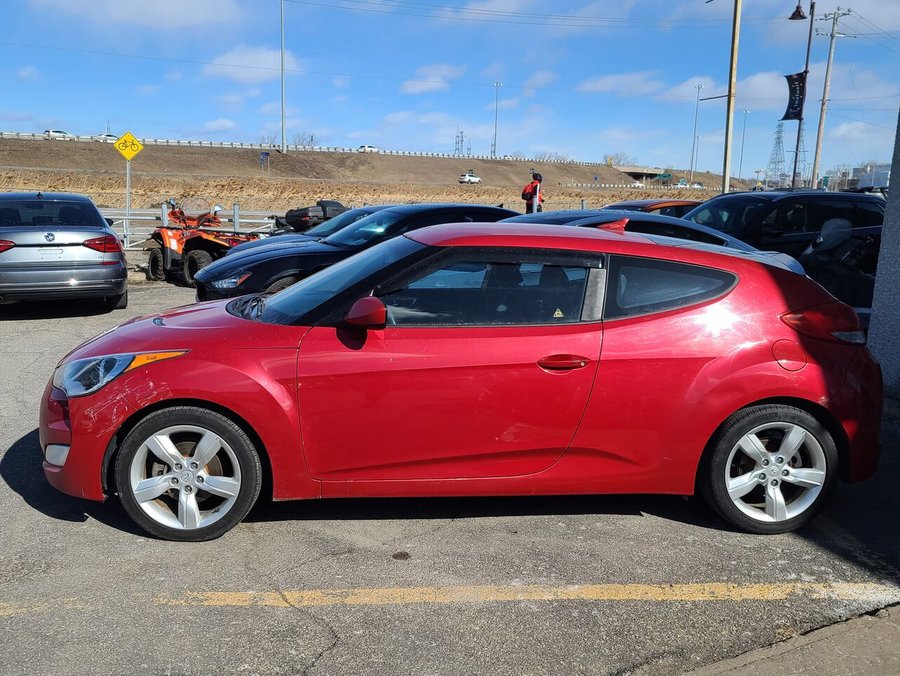 2012 Hyundai Veloster 2012 Red