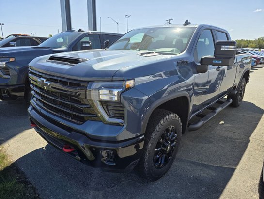 Chevrolet Silverado 2500HD 2026 2026 Bleu riverain métallisé