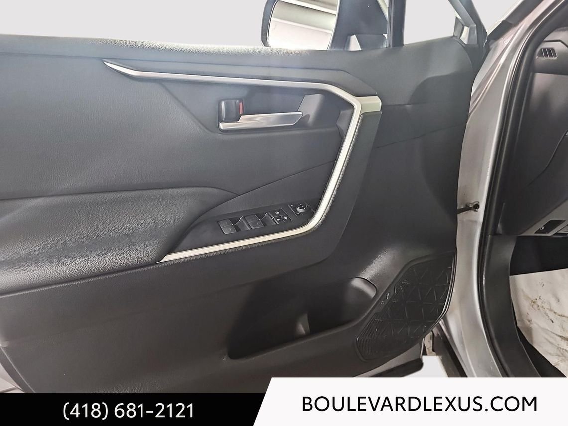 2023 Toyota RAV4 Prime (PHEV) Silver Quebec - photo #27