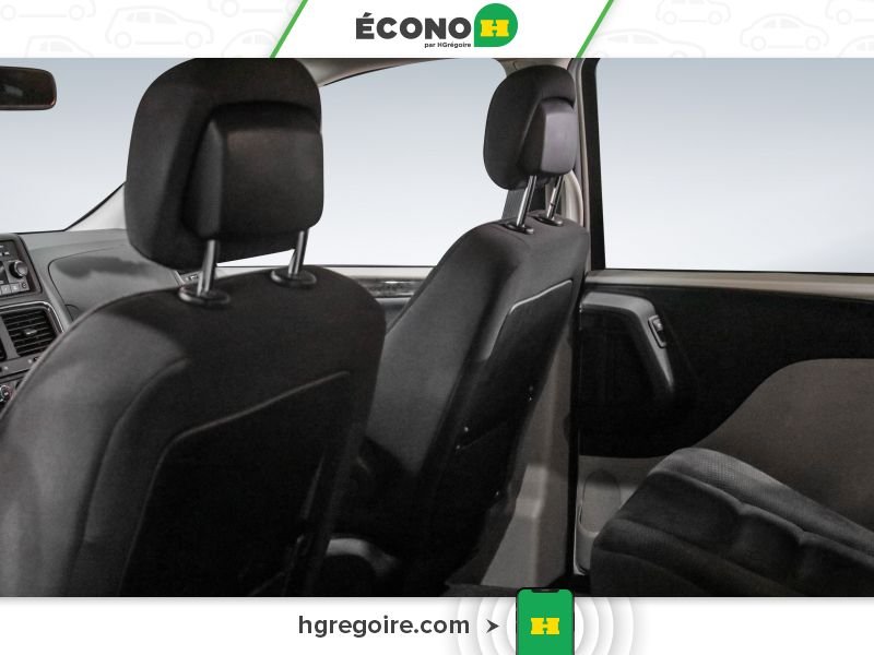 2019 Dodge GR Caravan White Blainville - photo #18