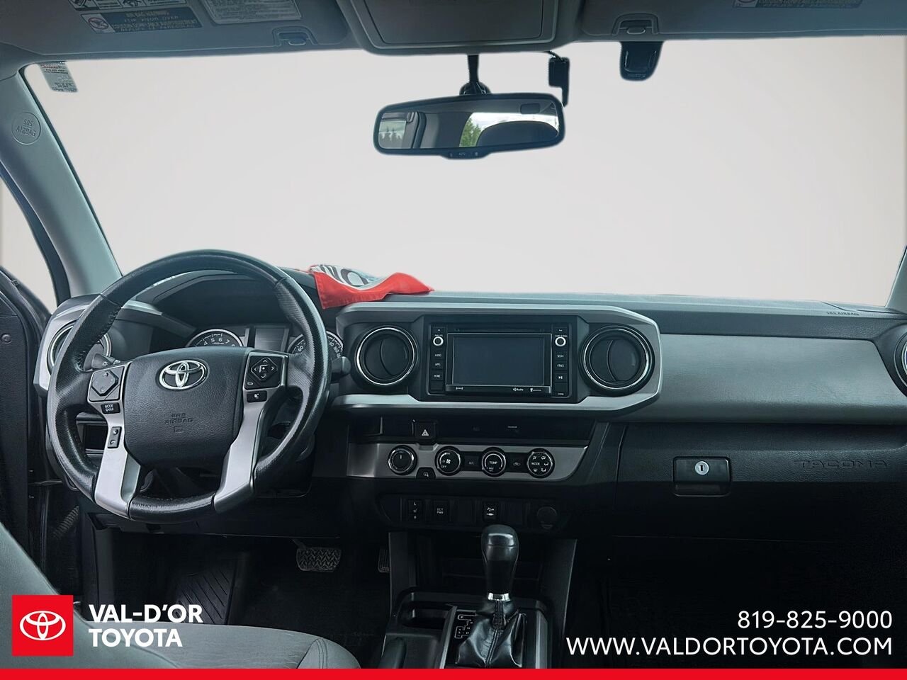 Toyota Tacoma SR5 Double Cab V6 4RM BA 2017 Gris magnétique métallisé Val-d'Or - photo #9