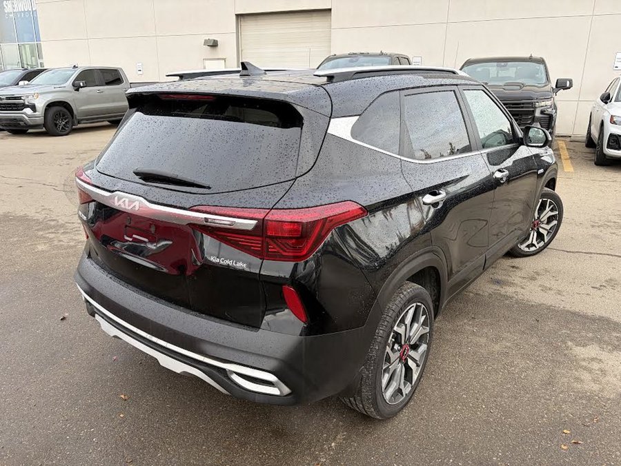 2022 Kia Seltos SX Turbo AWD 1.6L | Heated Seats Black