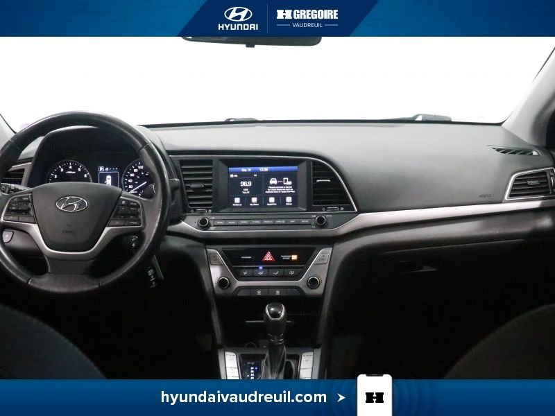 Hyundai Elantra 2018 Argent Laval - photo #22