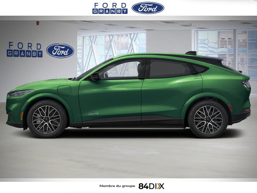 Ford Mustang Mach-E Haut de gamme TI 2026 Vert éruption métallisé