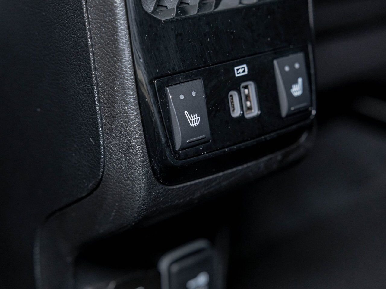 2022 Jeep Compass LIMITED 4X4 *TOIT* NAV CUIR SIÈGES VENTIL ALPINE Granite Crystal Saint-Jérôme - photo #29