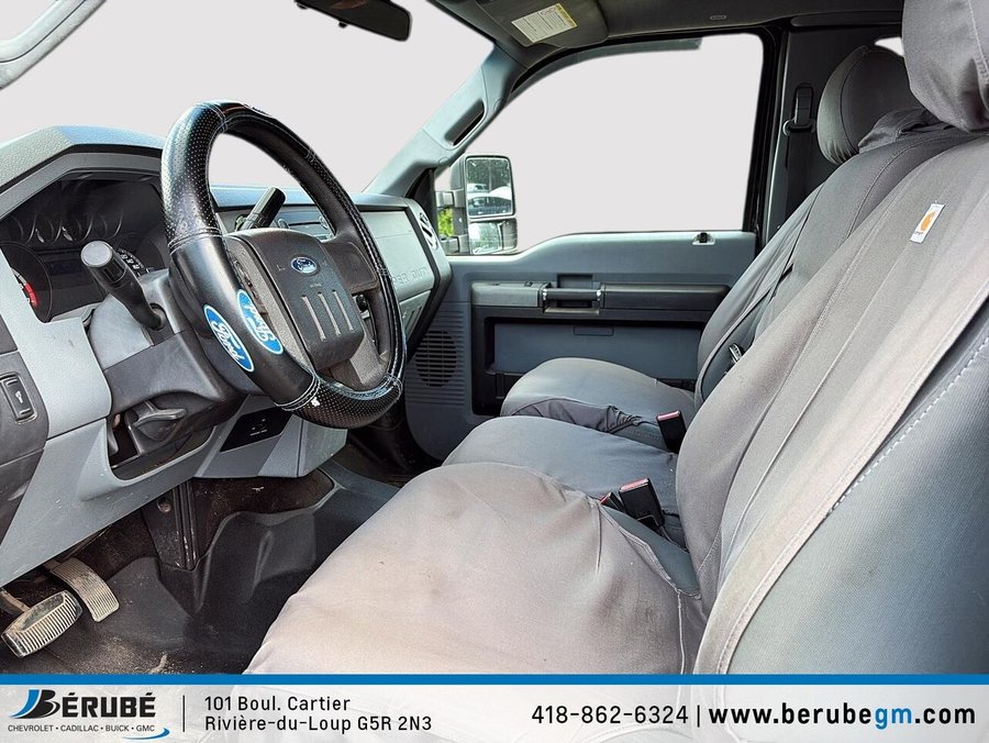 Ford Super Duty F-350 DRW 2011 2011 Noir