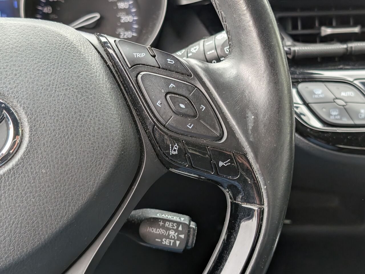 2018 Toyota C-HR NMTKHMBXXJR038335 Blue Sherbrooke - photo #11
