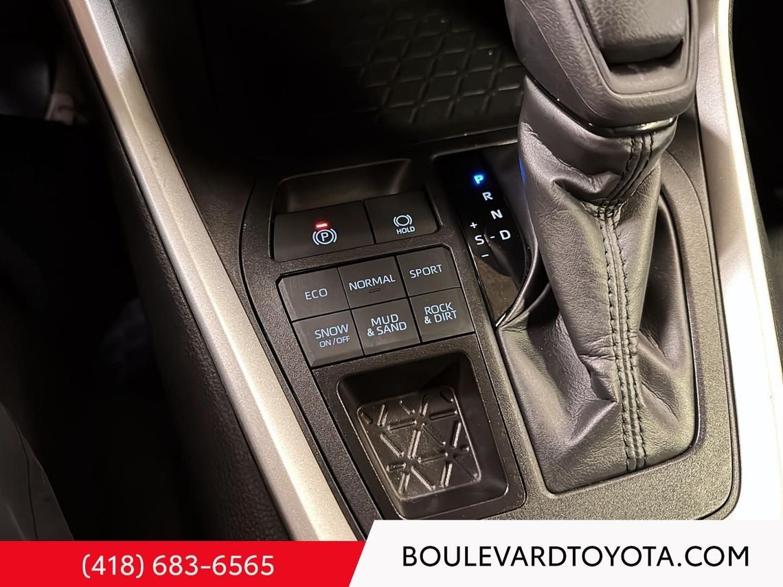Toyota RAV4 531711-109 | LE 2025 Noir Québec - photo #28