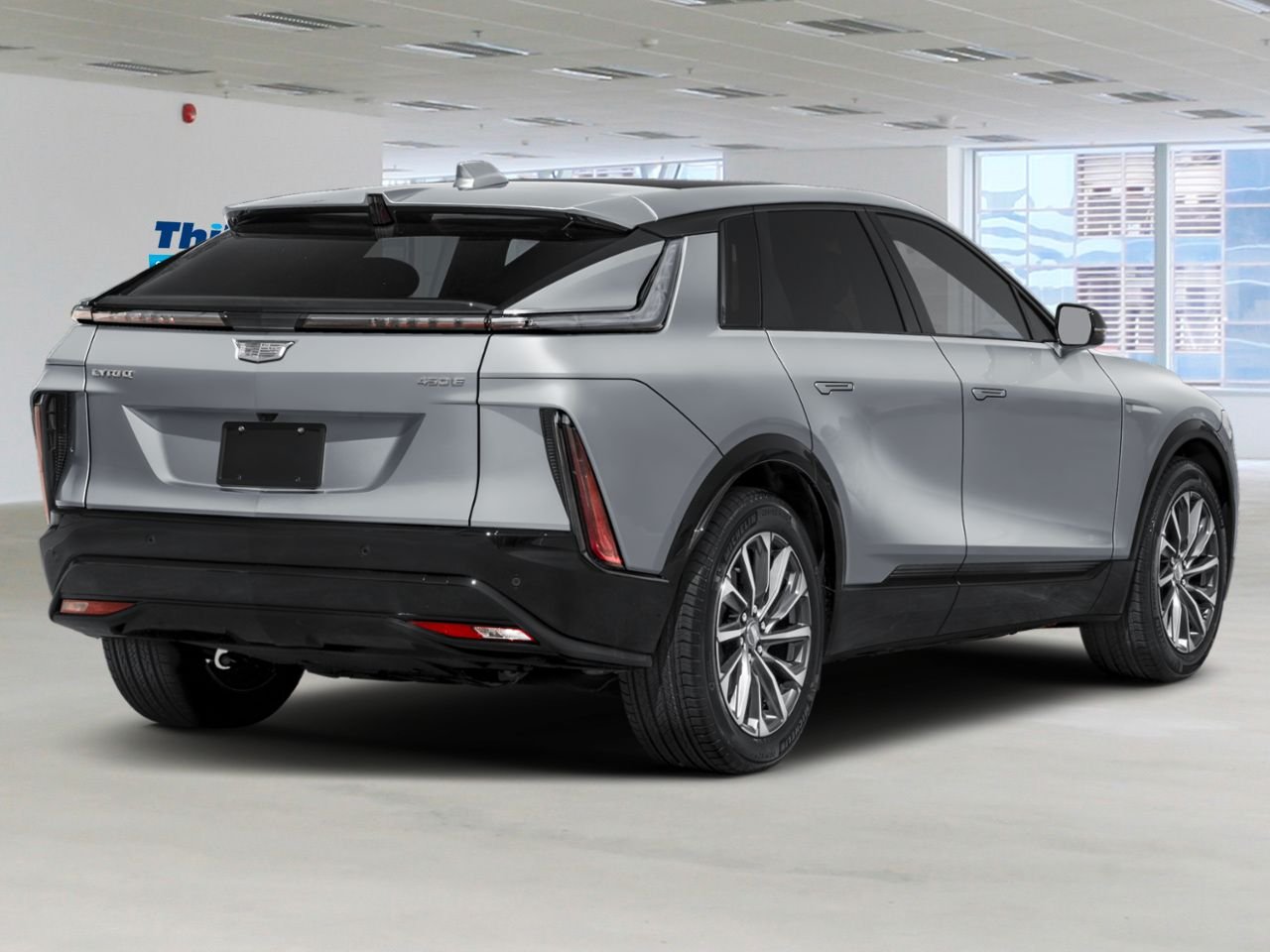CADILLAC LYRIQ Sport haut de gamme 4 portes 2027 Argent silver métallisé Sherbrooke - photo #1
