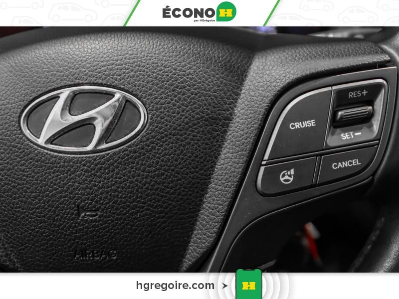 2016 Hyundai Santa Fe White Blainville - photo #15