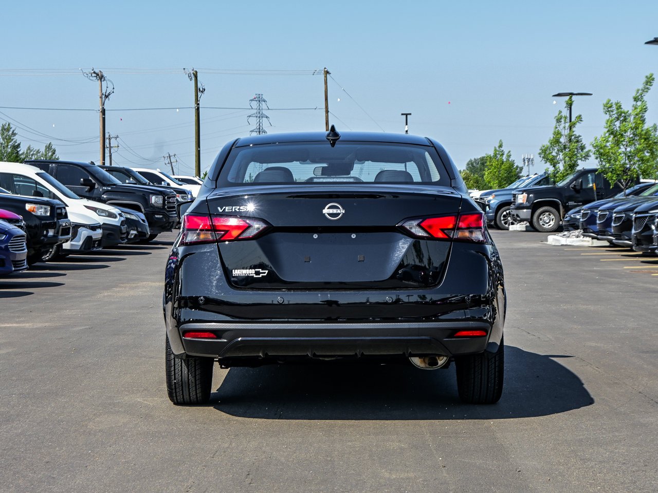2025 Nissan Versa SV CVT Black Sherwood Park - photo #11