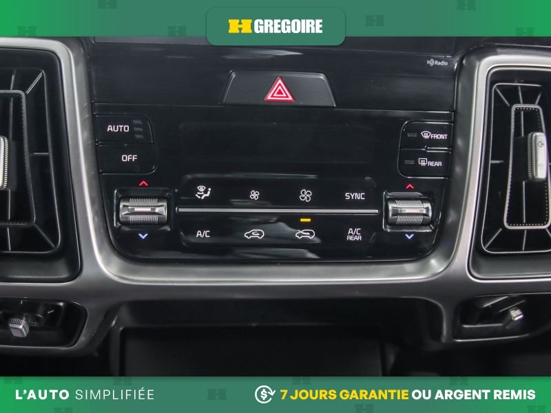 2022 Kia Sorento Grey Laval - photo #33
