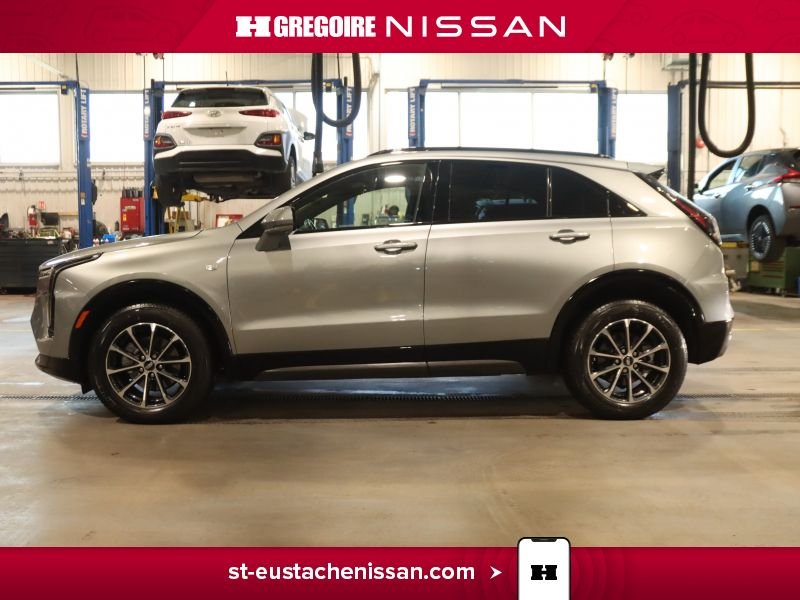 2025 Cadillac XT4 Silver Laval - photo #18