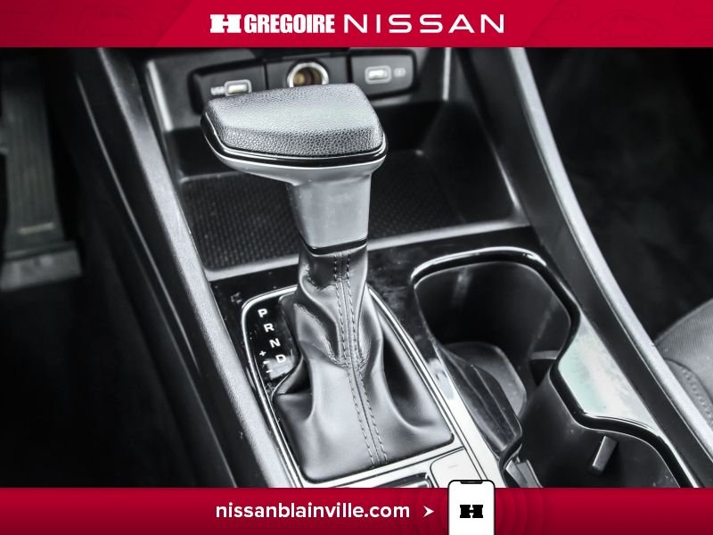 2022 Hyundai Tucson White Laval - photo #19