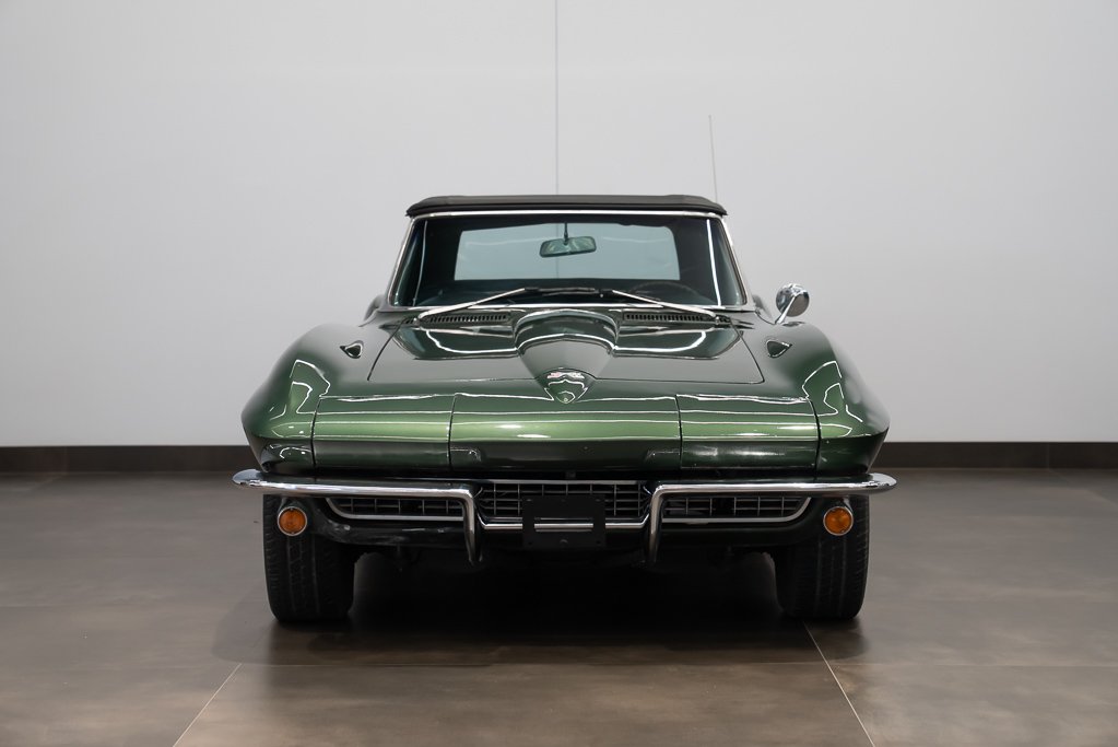 Chevrolet Corvette 1967 Vert Montréal - photo #3
