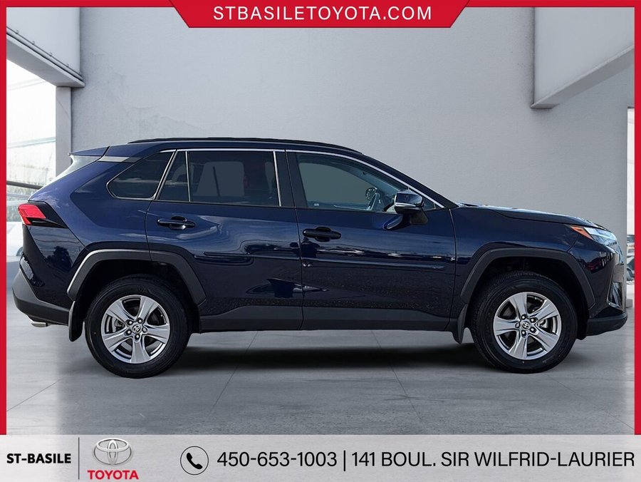 2024 TOYOTA RAV4 XLE AWD Blue