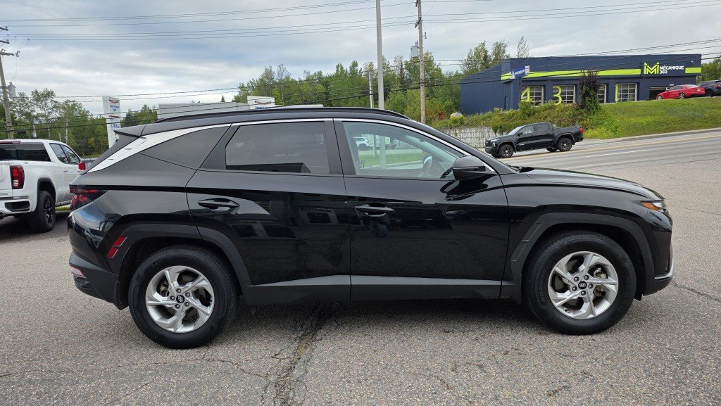 2023 Hyundai TUCSON Preferred FWD Black Mont-Laurier - photo #3