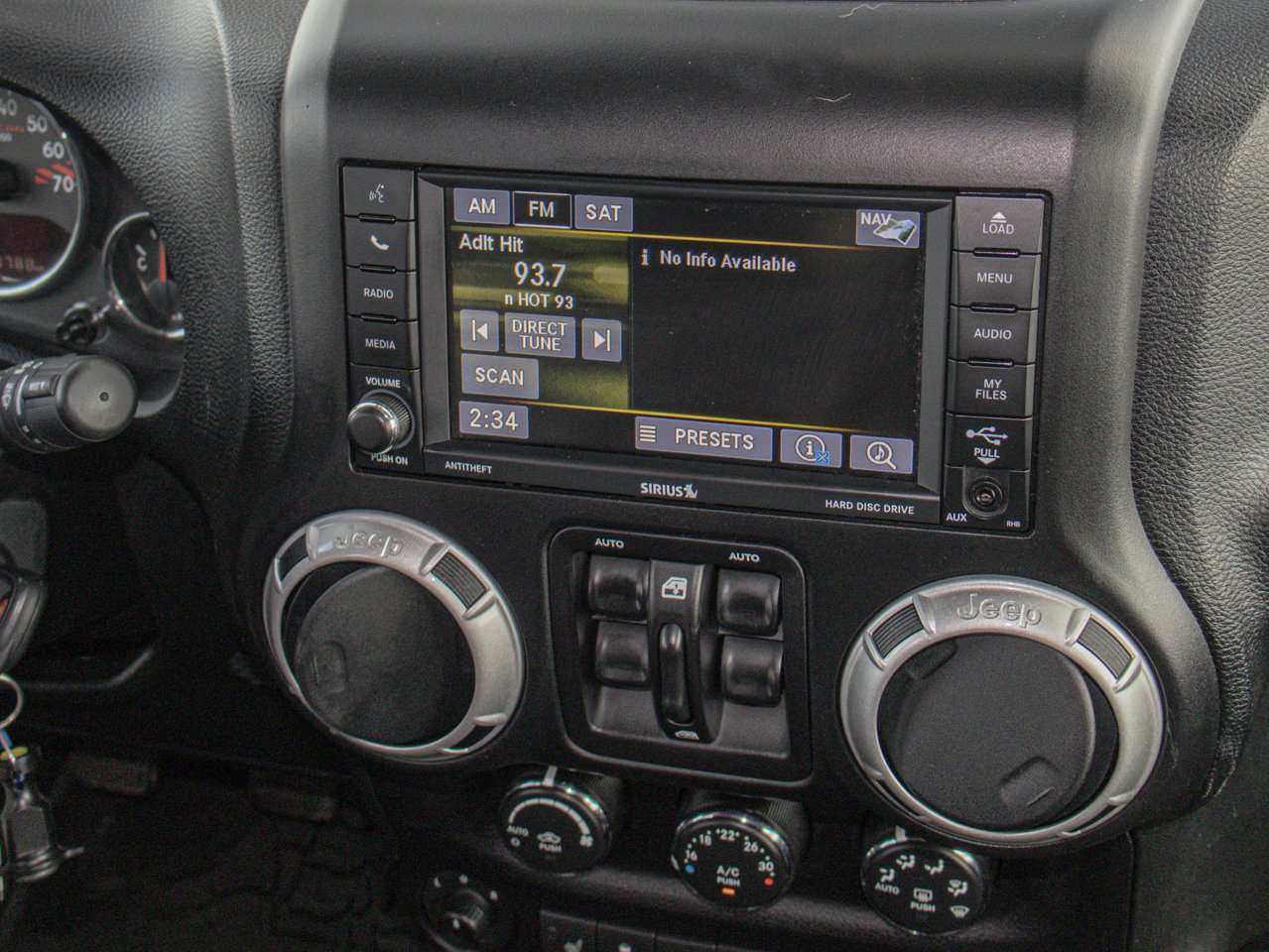 2017 Jeep Wrangler Unlimited 4WD 4dr Rubicon Grey Sherwood Park - photo #24