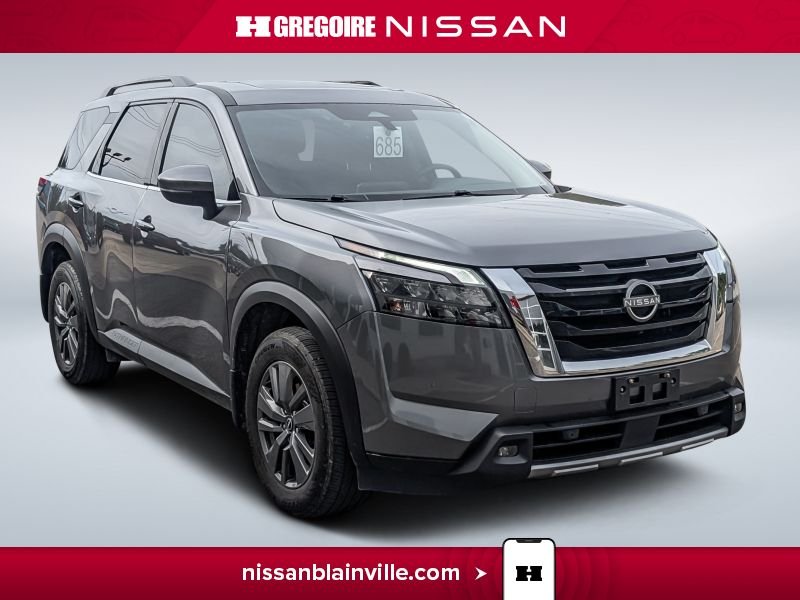 Nissan Pathfinder SV JAMAIS ACCIDENTE TOIT 8 PASSAGER A PARTIR 2.99% 2024 Gris
