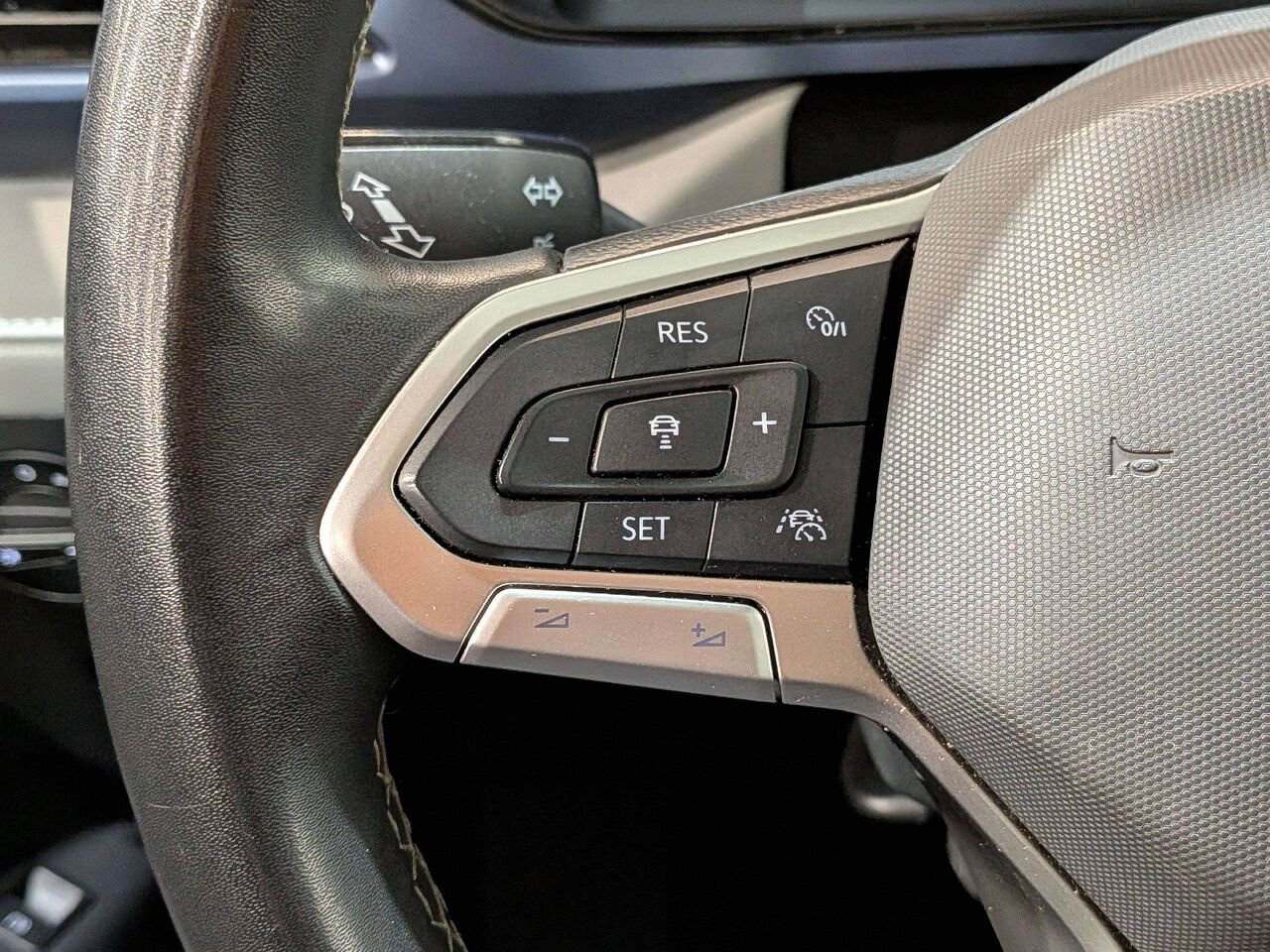 Volkswagen Taos Comfortline FWD 2024 Blanc Val-David - photo #13