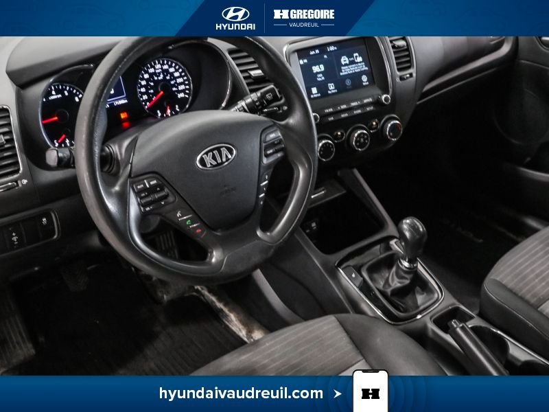 2018 Kia Forte5 White Saint-Eustache - photo #15