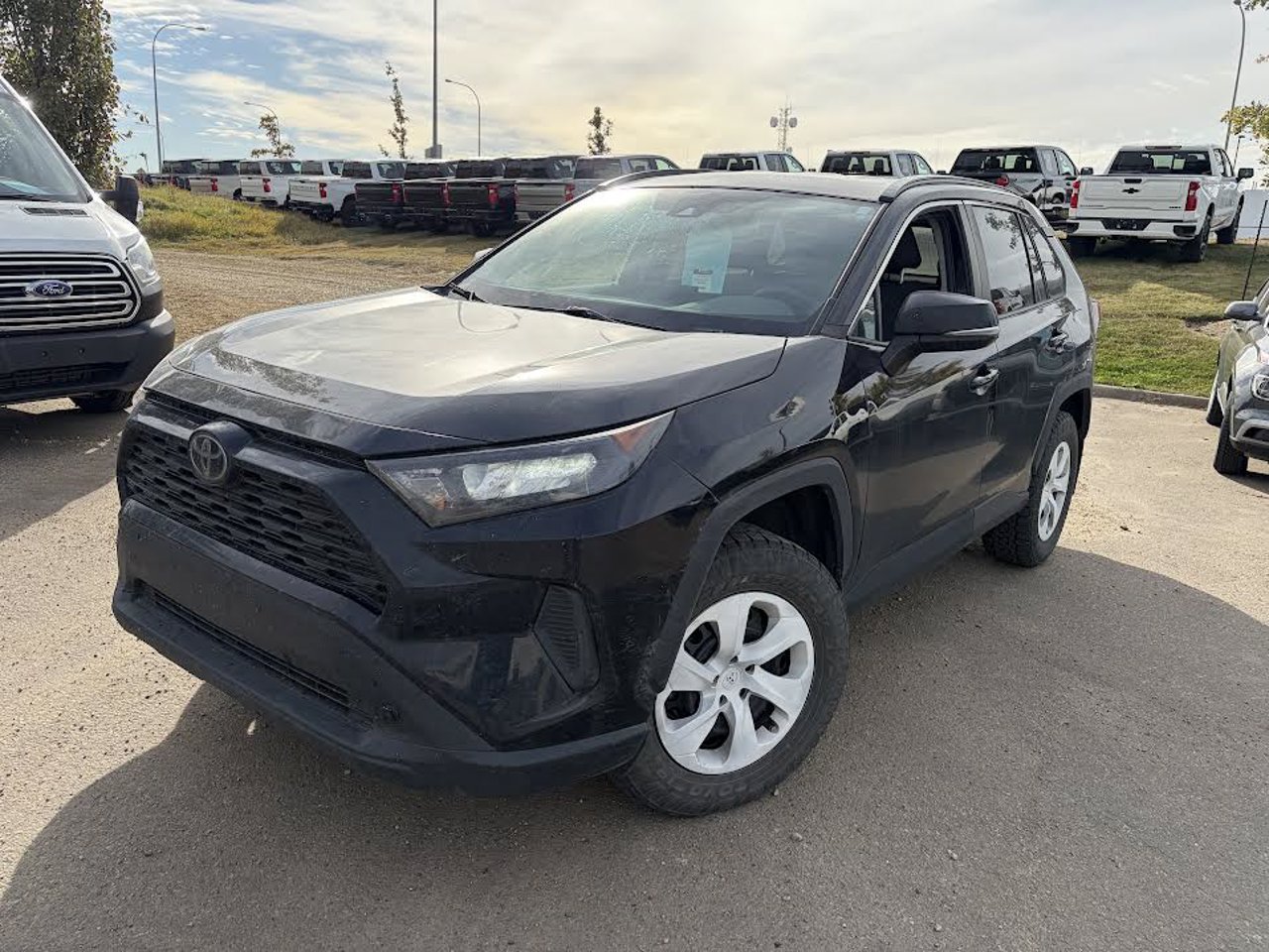 2021 Toyota RAV4 LE AWD Black Sherwood Park - photo #2