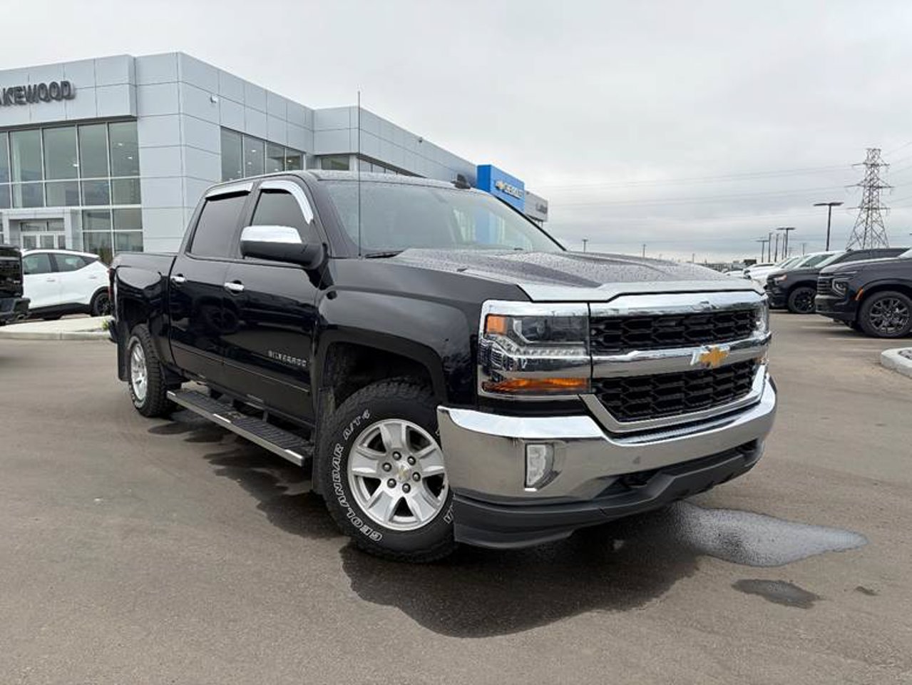 2017 Chevrolet Silverado 1500 4WD Crew Cab 143.5 LT w/1LT Black Sherwood Park - photo #1