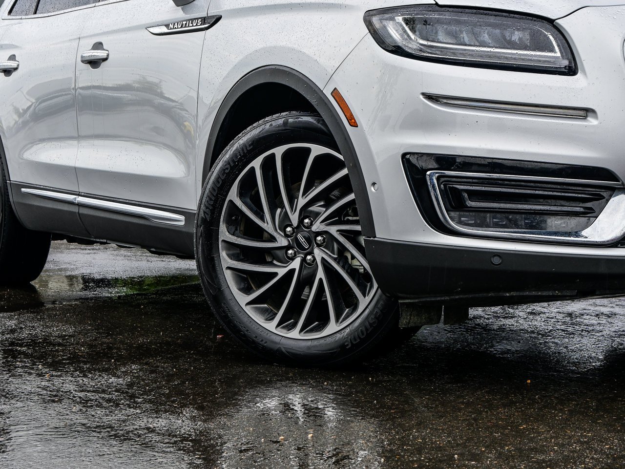 2019 Lincoln Nautilus Reserve AWD Grey Sherwood Park - photo #5
