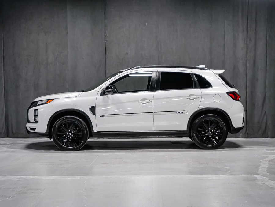 2020 Mitsubishi RVR LE 4WD