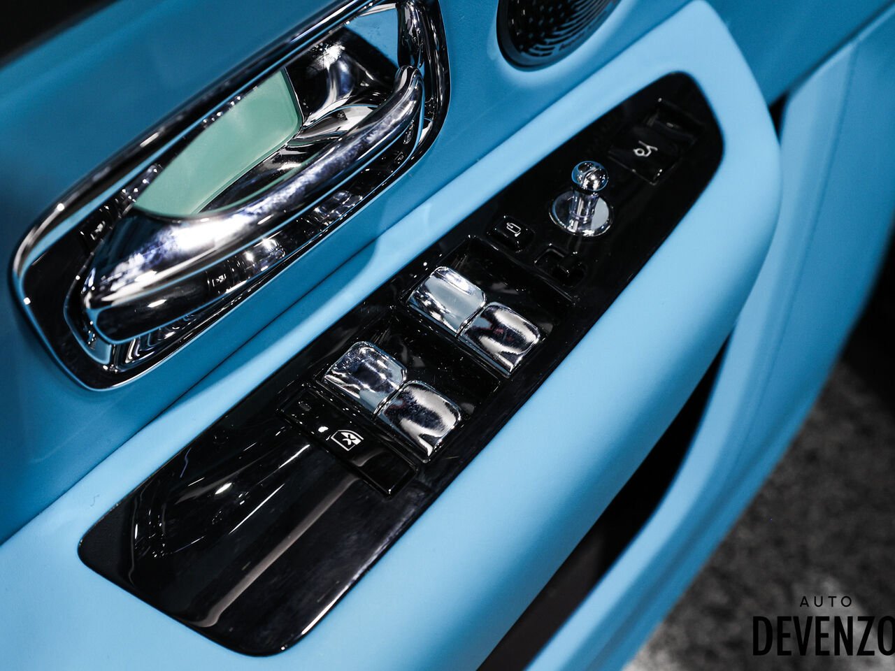 2023 Rolls-Royce Cullinan Blue Saint-Eustache - photo #19