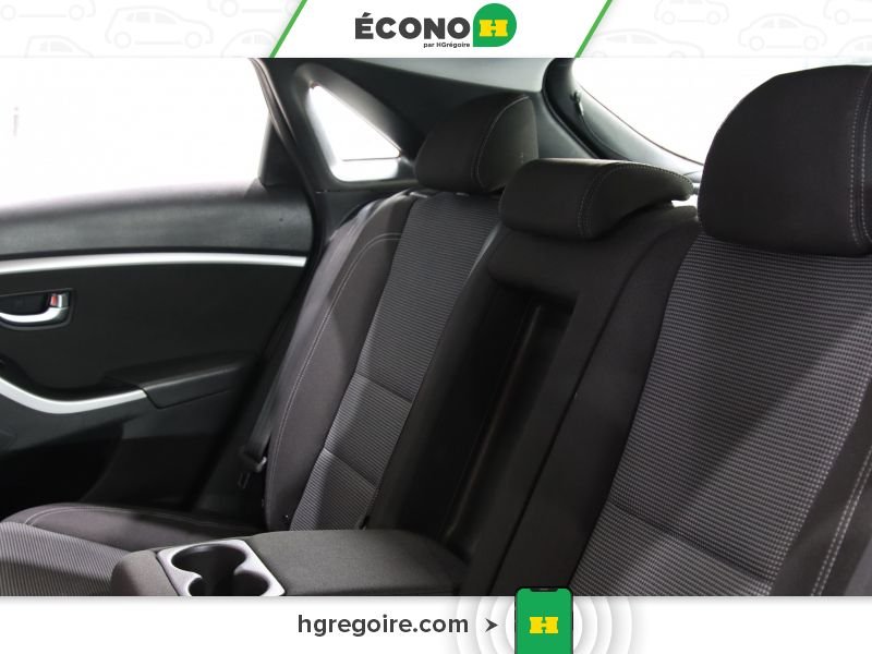 2016 Hyundai Elantra Blue Blainville - photo #20