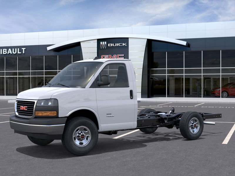 GMC FOURGONNETTE COMMERCIALE TRONQUÉE SAVANA 3500 fourgonnette 139 po 2026 Blanc Sherbrooke - photo #1