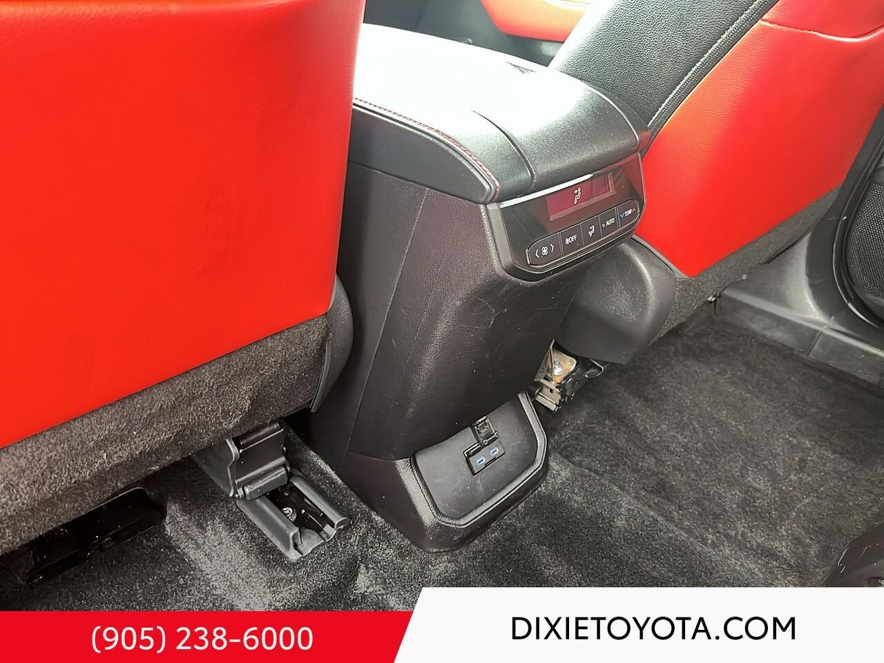 2022 Toyota Highlander XSE AWD / HEATED SEATS / MOONROOF / ALLOY WHEELS / CARPLAY AND ANDROID AUTO White Mississauga - photo #24