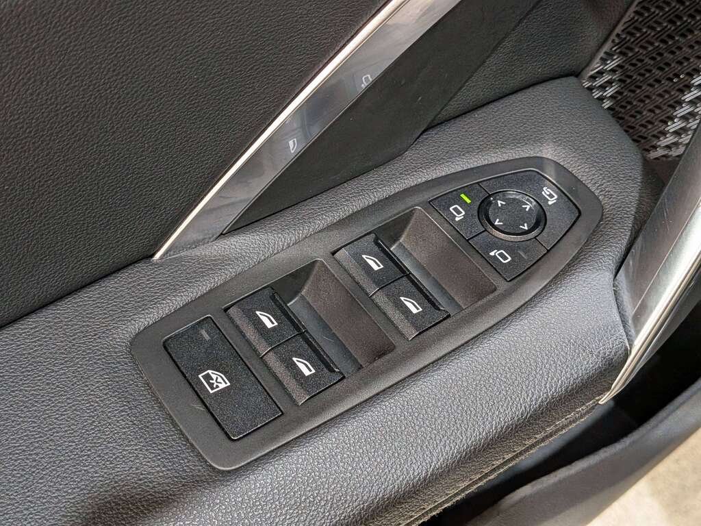 BMW X1 xDrive28i Sports Activity Vehicle 2023 Noir Val-David - photo #33