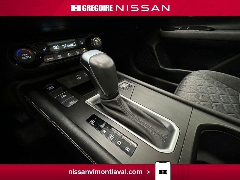 2025 Nissan Kicks White Laval - photo #21