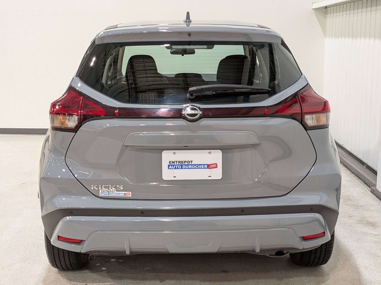 Nissan Kicks S FWD 2024 Gris Val-David - photo #6