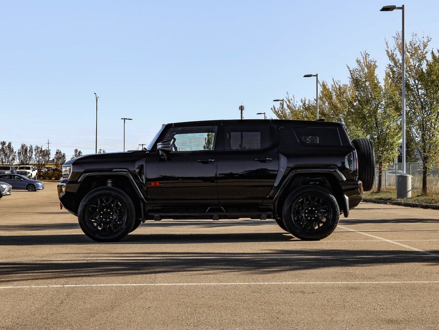 2024 GMC HUMMER EV SUV 2X 4X4 | Sport Package Black