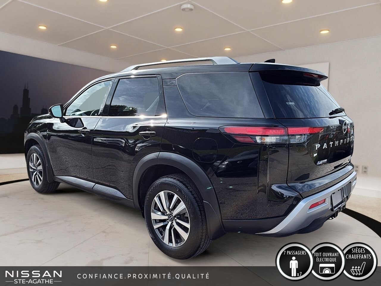Nissan Pathfinder SL TI | CUIR | TOIT OUVRANT | NAVIGATION | ATTELAGE 6 000 LB 2024 Noir Saint-Jérôme - photo #4