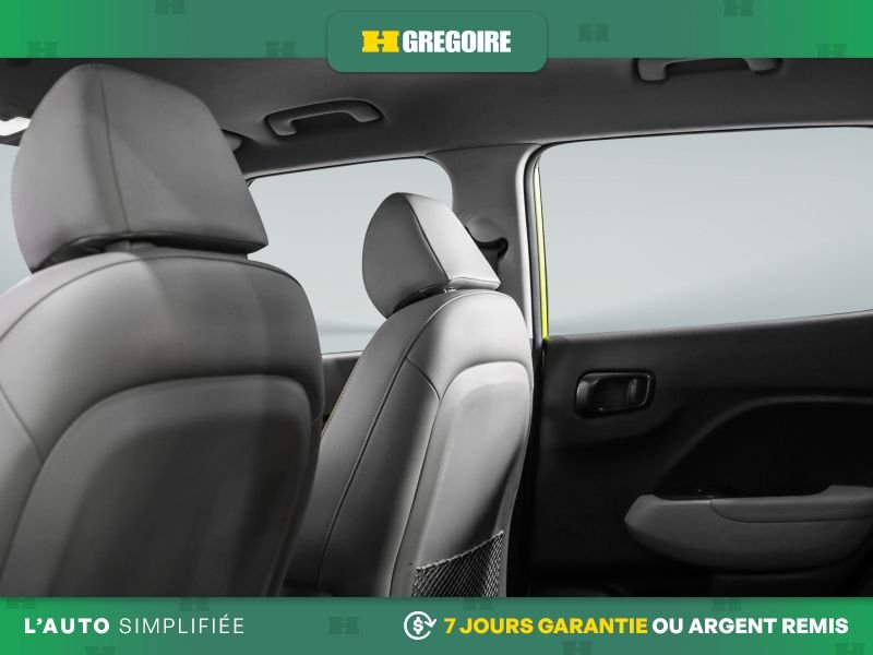 2020 Hyundai Venue Green Saint-Eustache - photo #23