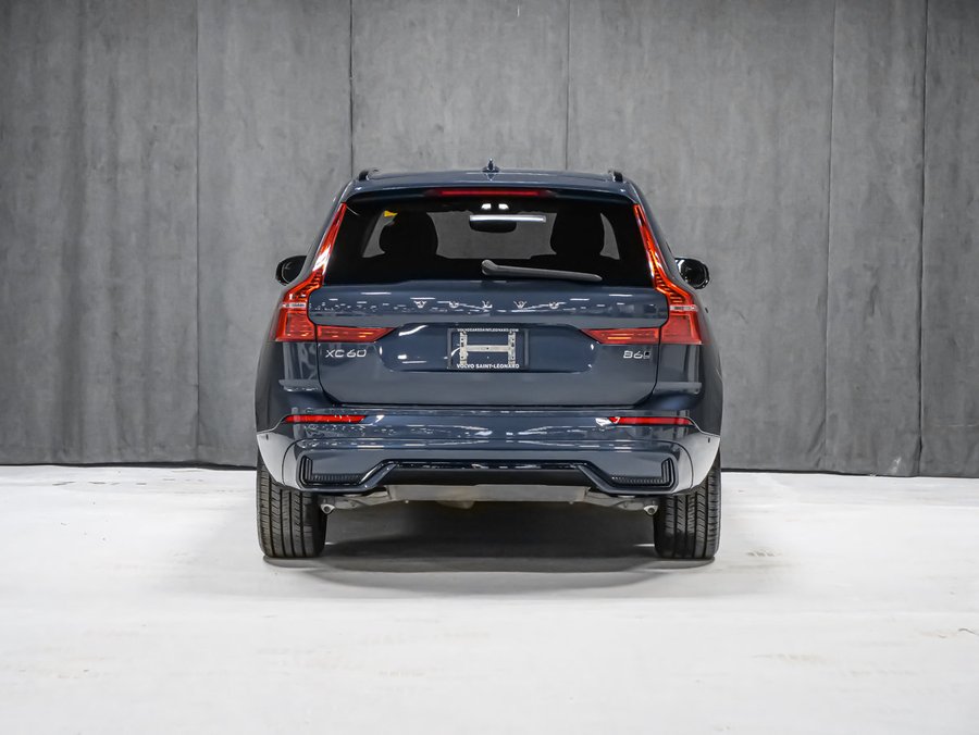 Volvo XC60 B6 PLUS DARK 2023 Bleu